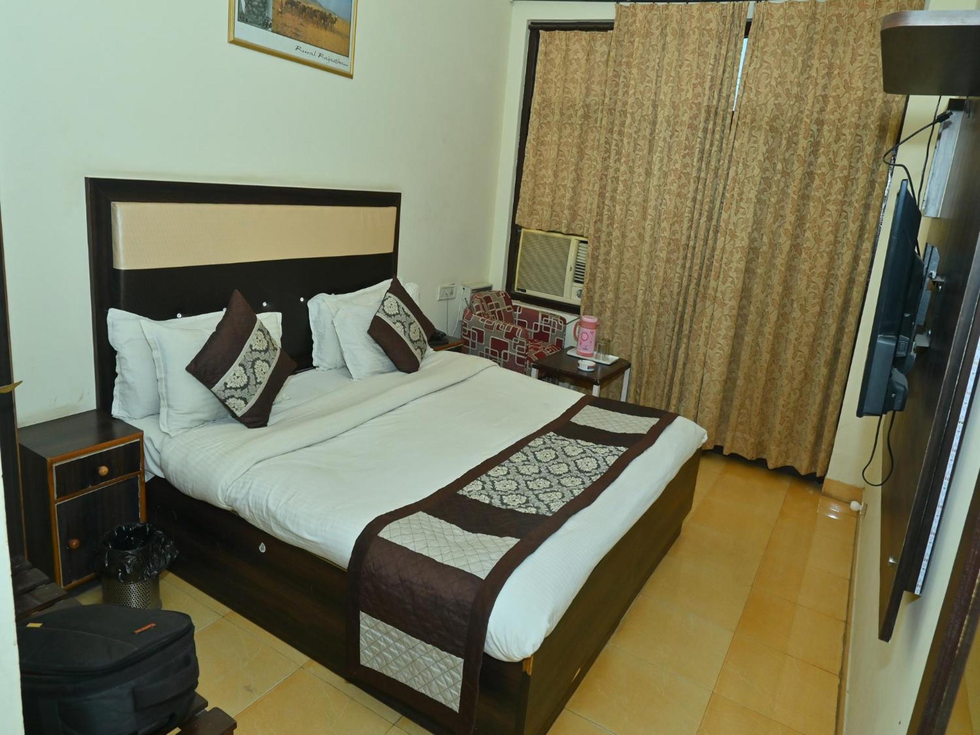 Goyal Plaza Hotel 5 Mint. Waling Distance From Pushkar Lake 外观 照片