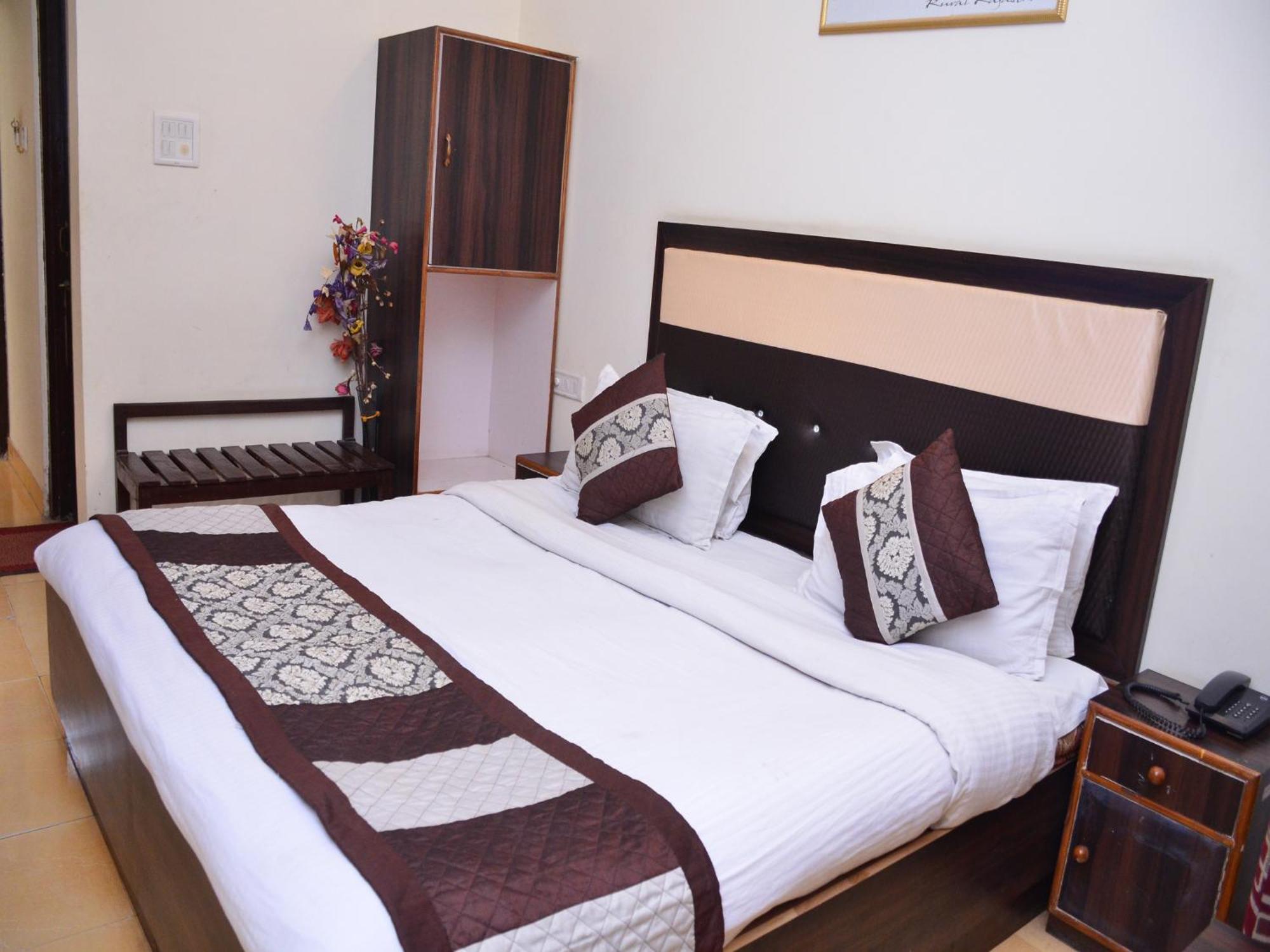 Goyal Plaza Hotel 5 Mint. Waling Distance From Pushkar Lake 外观 照片