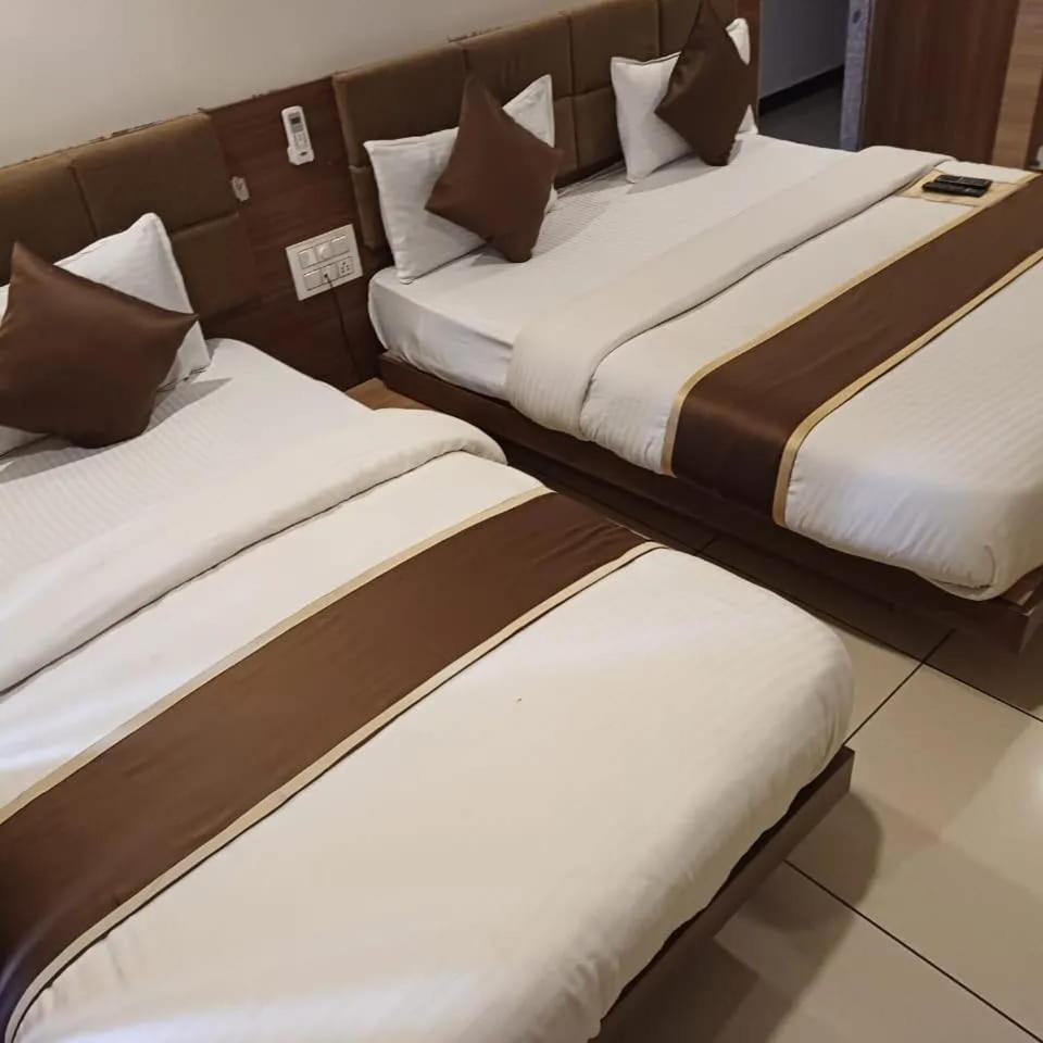 Goyal Plaza Hotel 5 Mint. Waling Distance From Pushkar Lake 外观 照片